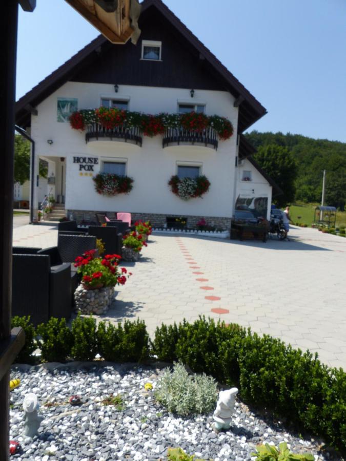 House Pox 2 Hotel Plitvička Jezera Eksteriør billede